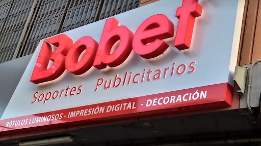 Láminas solares. Rótulos Luminosos. Fachadas ventiladas. Bobet Canarias Publicidad e Interiorismo.