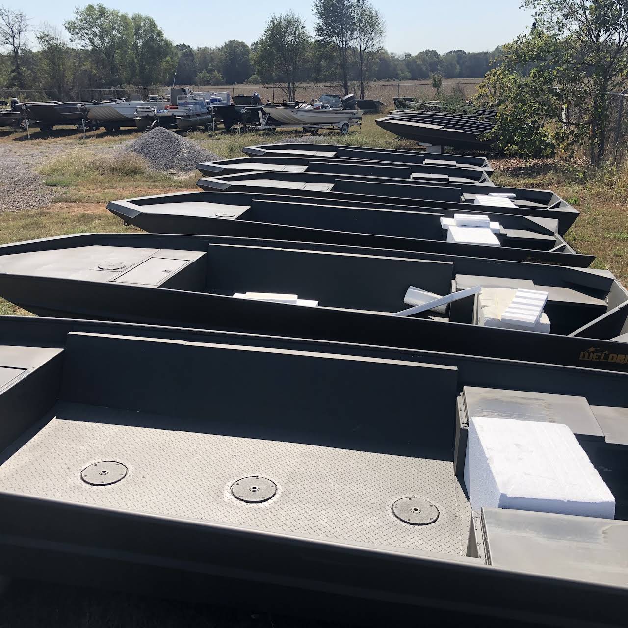 Back Woods Landing - Weldbilt Boats, Edge Duck Boats 