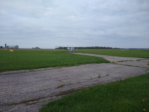 Monona Municipal Airport (7C3) - Thumbnail
