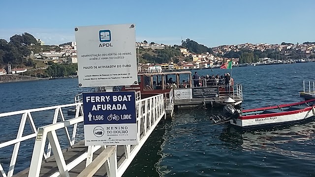 Ferry para Afurada