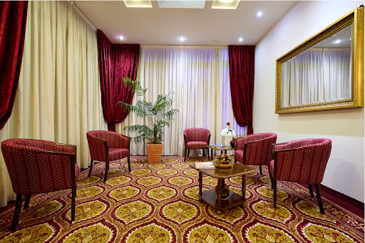 Hotel Paradiso - Visual