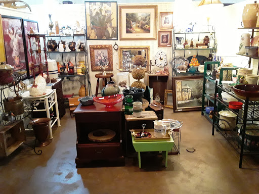 Caldwell Antique Mall & Flea Market - Thumbnail