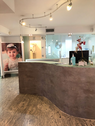 Clinica Dental Sonrisas Velez