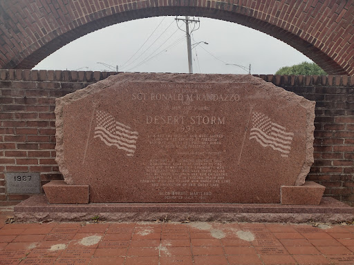 Desert Storm Memorial - Thumbnail