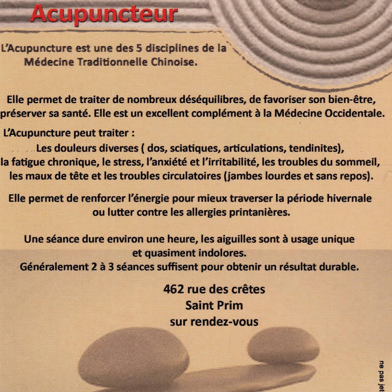 Les outils de l'acupuncteur : aiguilles, moxas, pierres.