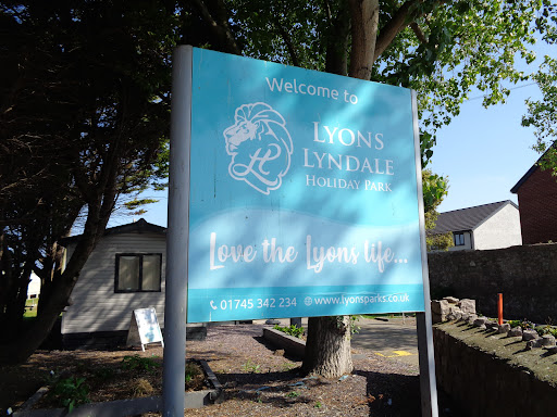 Lyons Lyndale - Visual
