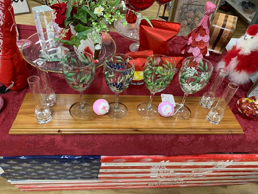 Carter's Antiques, Crafts, Gifts & More - Thumbnail
