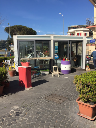 Bar Della Stazione Di Lucrino