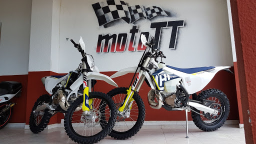 Moto TT - Visual