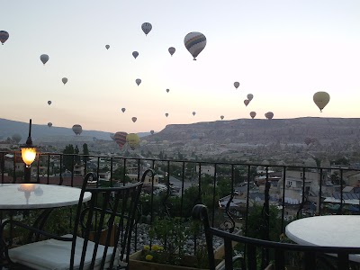 Apex Cave Hotel