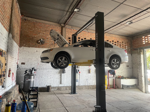 Servicio Automotriz Castellanos