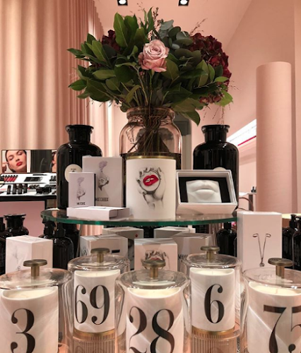 Comentarii opinii despre SONIA B