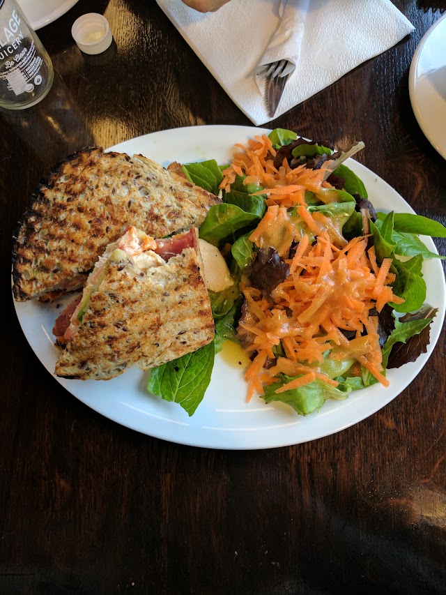 Hannah's Cafe and Bakery