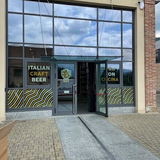 Hammer Pub - Visual
