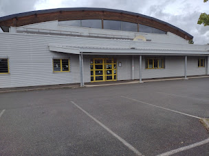 Photo n°3 de La Poste - Centre d’examen du code de la route à Vendôme (École technique)