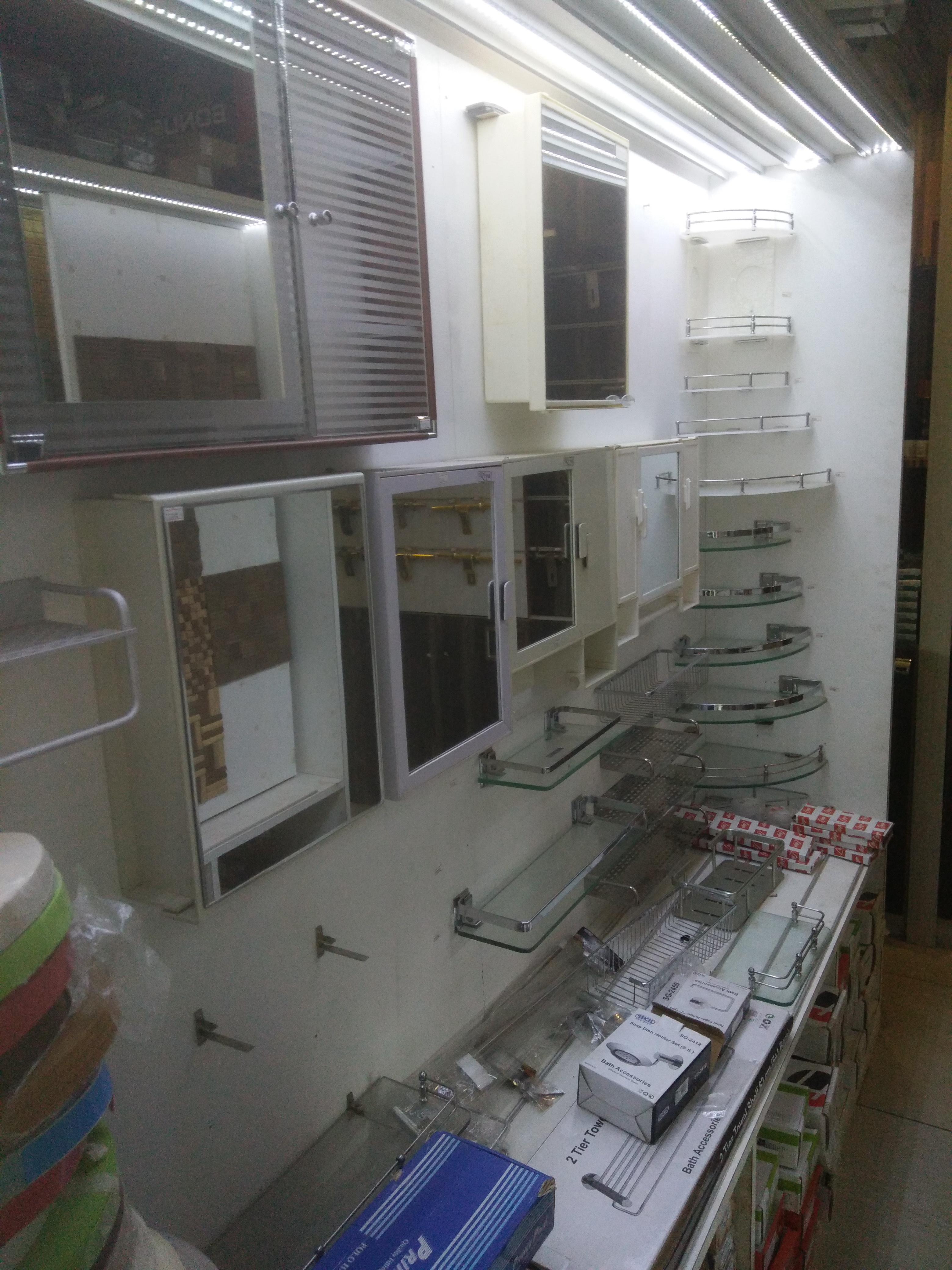 Store image