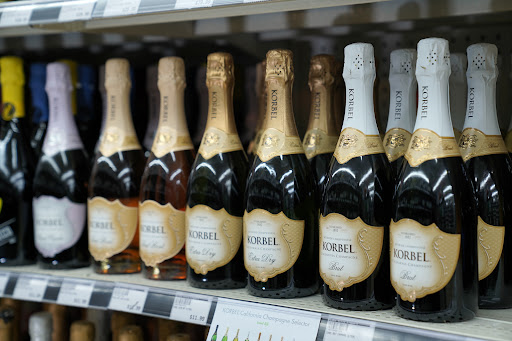 LakeVilla Wine & Liquors - Thumbnail
