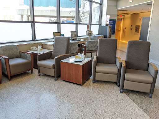 Mayo Clinic, St. Mary's Campus Main Entrance
