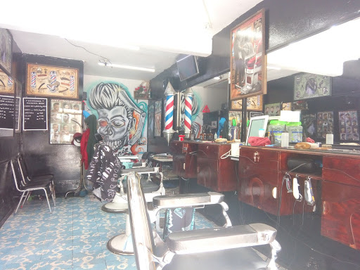 PELUQUERÍA BOKER