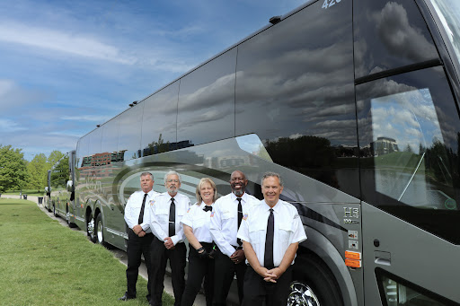 Le Bus - Visual