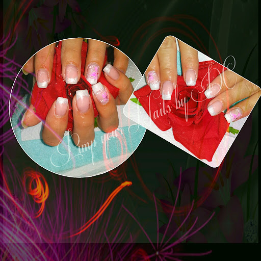 Wimpernverlängerung und Nagelstudio