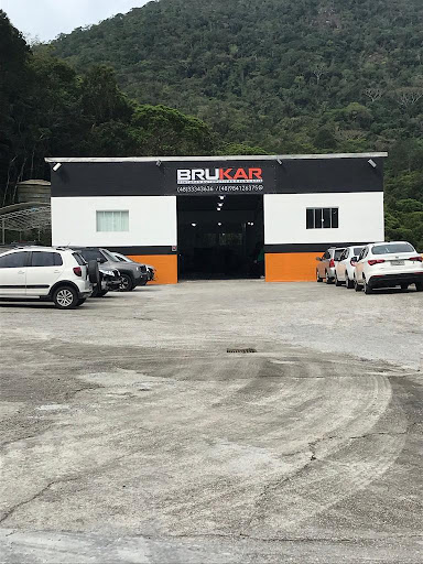 Oficina Brukar - Pintura Automotiva e Lataria