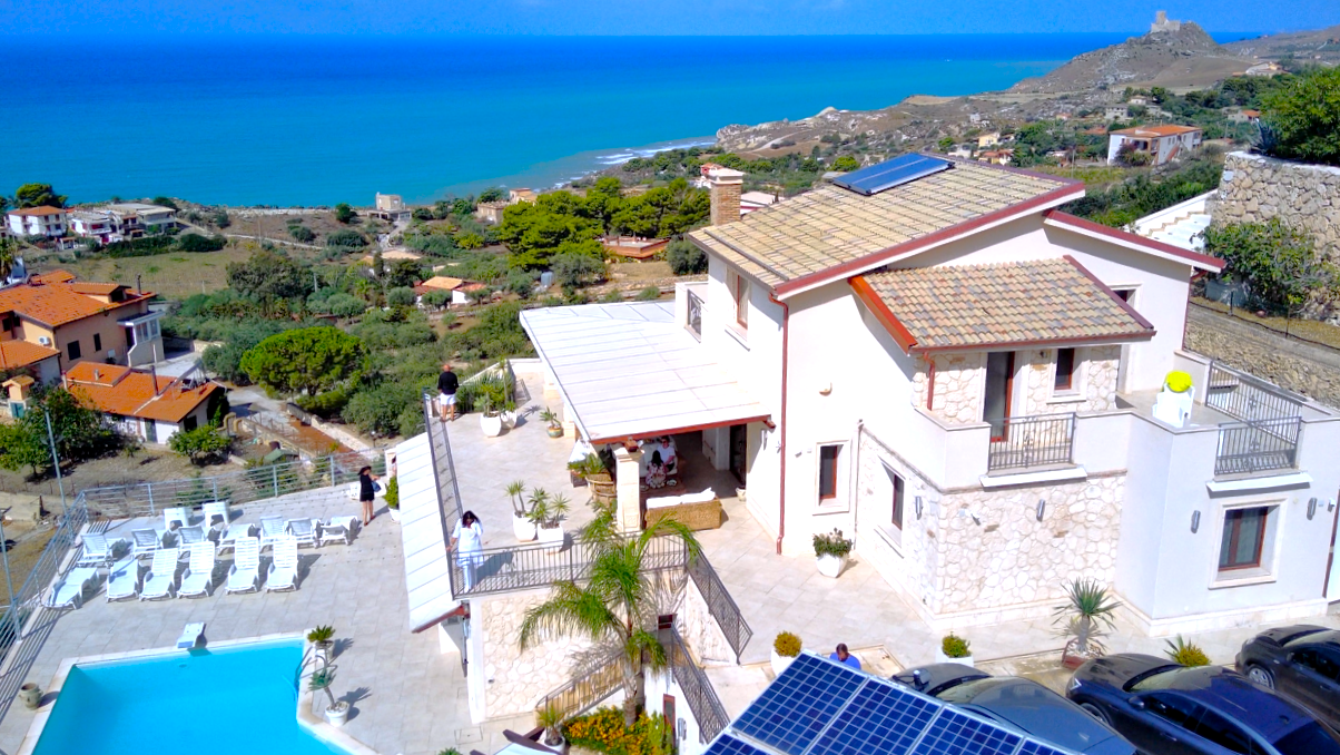 Chiaramontane Exclusive Resort Terraces