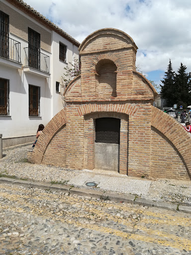 Aljibe de San Nicolás