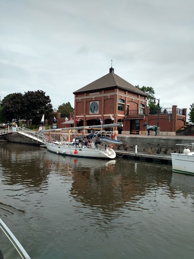 Waterford Harbor Visitor Center