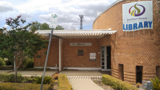 Warwick Library - Visual