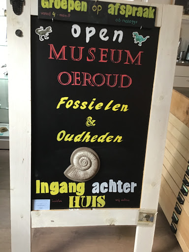Fossielenmuseum Oeroud Logo