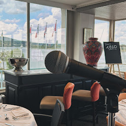 Photo n°91 de Restaurant Le saint-Pierre La Bouille et traiteur événementiel à La Bouille (Restaurant français)