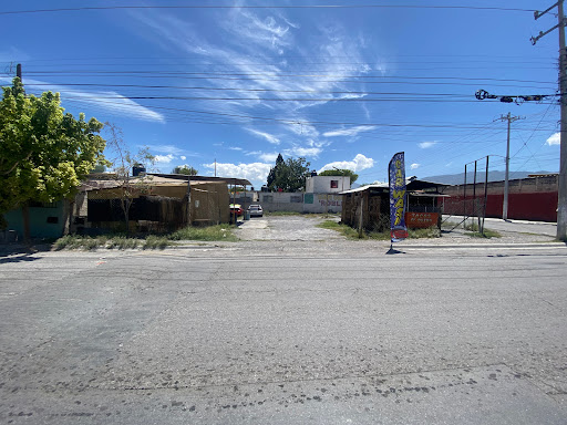 CAR WASH ROBLES