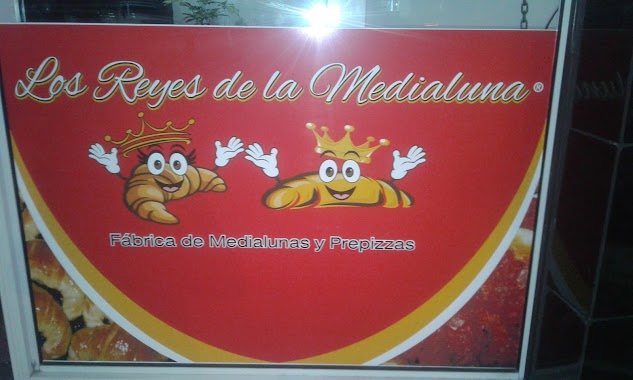 Los Reyes De La Medialuna (Gerli), Author: Debs Dil87