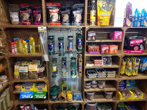 Paws & Claws - UK Pet Retailer of the Year 2017 - Thumbnail