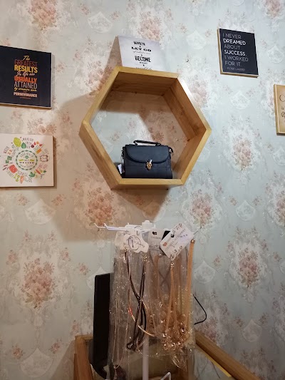 Photos of BLC BOUTIQUE S. PARMAN