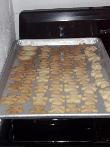 Biscotelas, Empanadas y Pan de Elote - Thumbnail