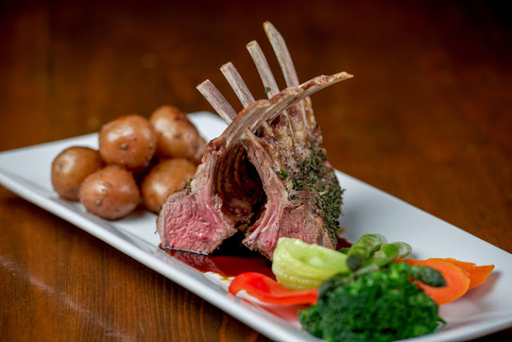 The Twisted Cork by null