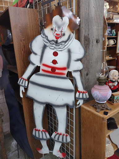 Waldport Fleamarket - Thumbnail