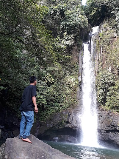 Photos of Luhur waterfalls in Ginanjar , Landbouw