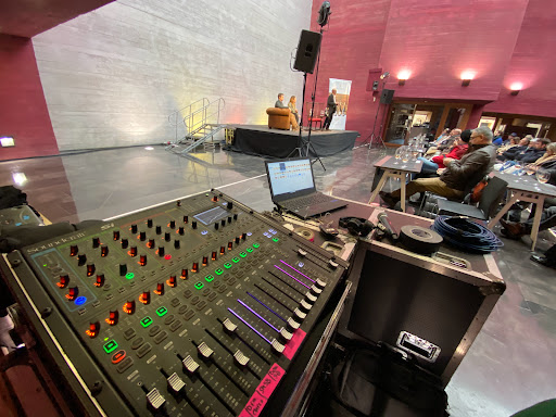 VCA Sound Systems - Visual