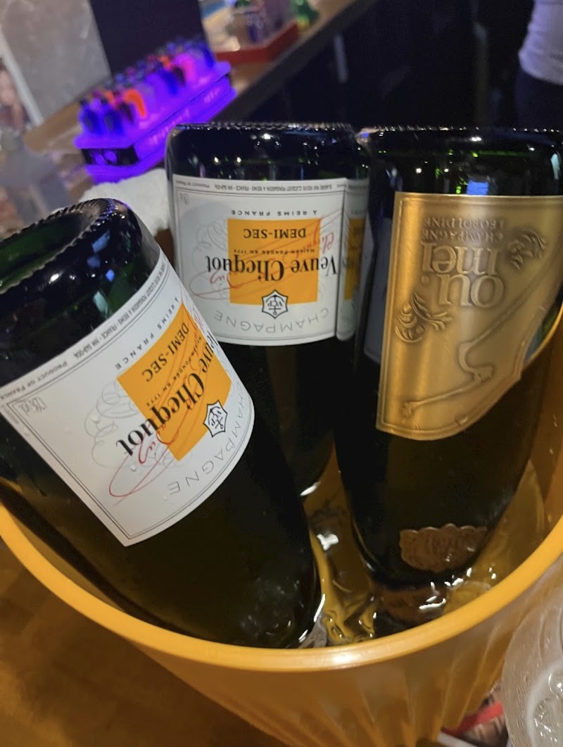 ガールズバー JJ-HOUSE（ジェージェー） 新橋