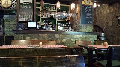 Photos of Pilsner Urquell 2