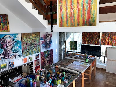 Photos of GALERIA CASASUAU