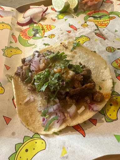 BETZY’S TACOS - Thumbnail