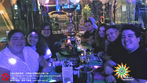 來馬友友印度餐廳用餐的顧客們 post image