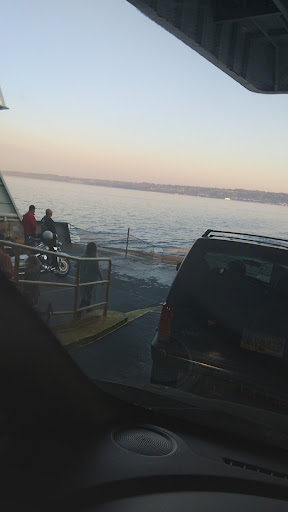 Humphrey Rd Ferry Parking Lot - Thumbnail