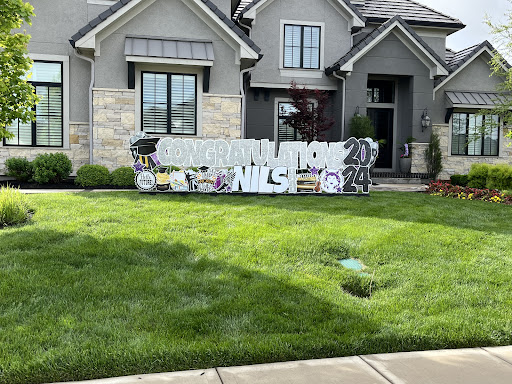 Yard Props Celebration Signs - Thumbnail