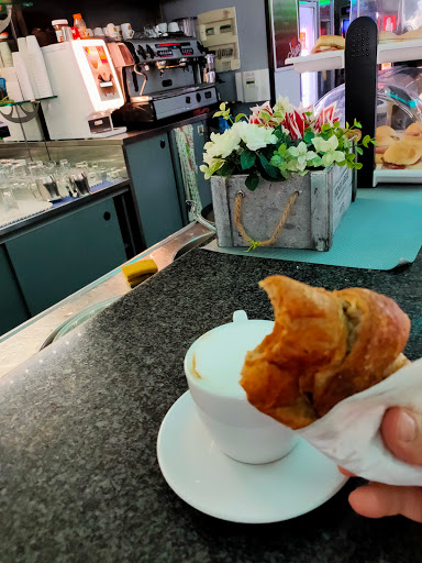 fargo cafe - Visual