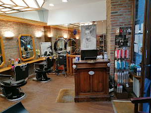 Photo n°3 de Actuel Coiffure à Albi (Salon de coiffure)